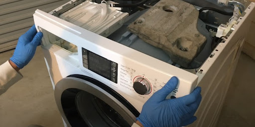 Ремонт стиральных машин Whirlpool в Ейске – сервис от Мастер24, цены от 2061 руб